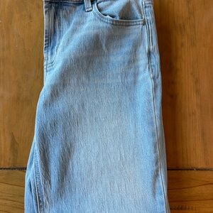 Old Navy Women's Boyfriend Jeans in Light Blue